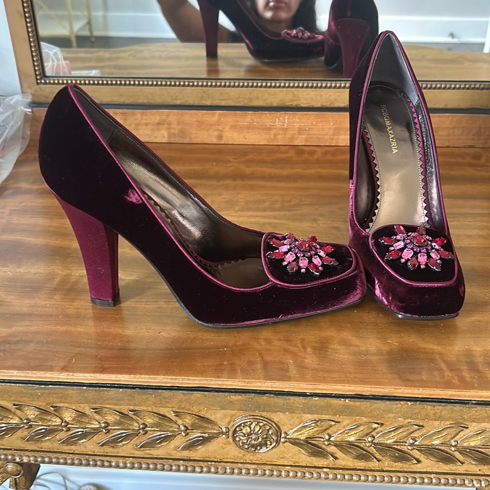Burgundy velvet chunky high heel loafers with crystal flower at toe